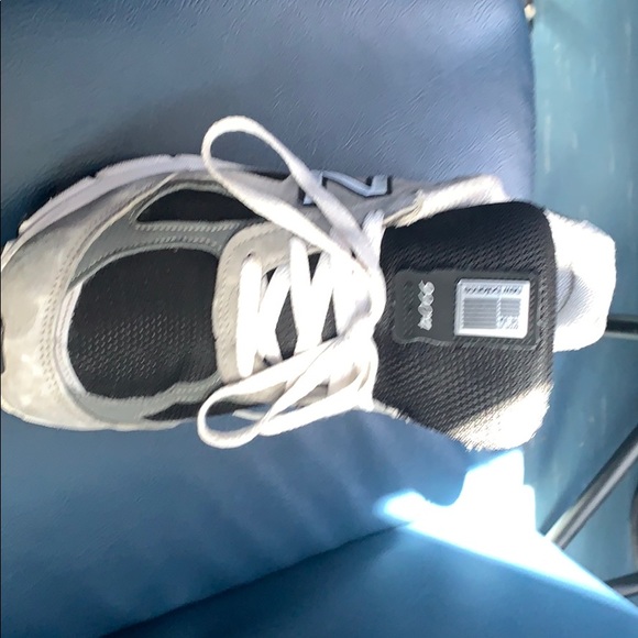 New balances 990 v4 - Picture 4 of 4